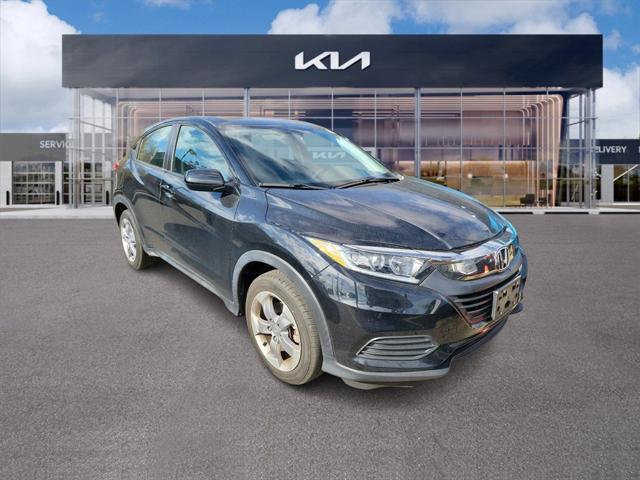 2022 honda hr-v lx