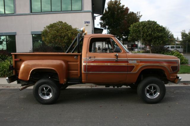 1978 dodge 4 x 4 power wagon - california truck - 66,900 original miles
