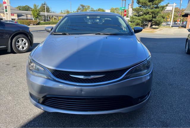 2015 chrysler 200 lx
