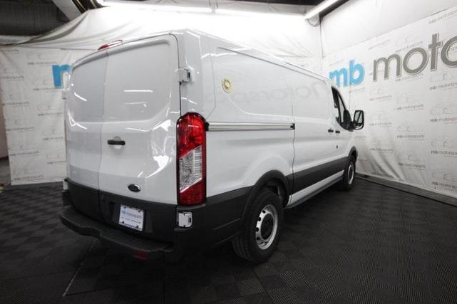 2019 ford transit-150 base