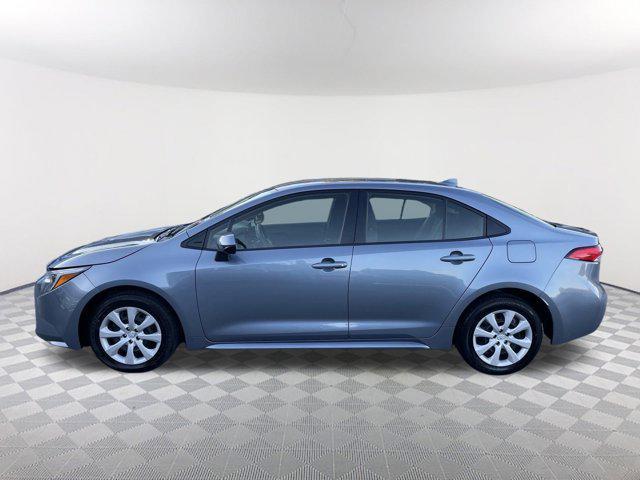 2023 toyota corolla hybrid le