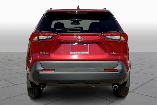 2021 toyota rav4 le