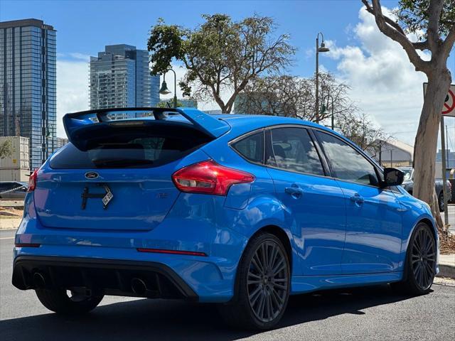 2017 ford focus rs base