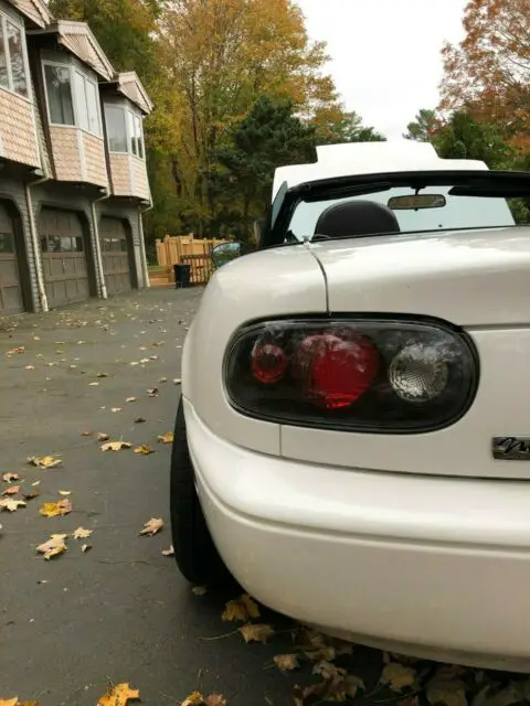 white 1990 mazda miata mx5 63,000 original miles