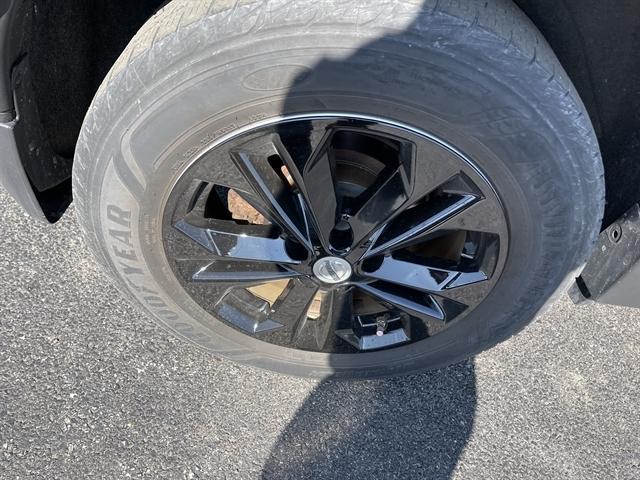 2014 nissan rogue sv