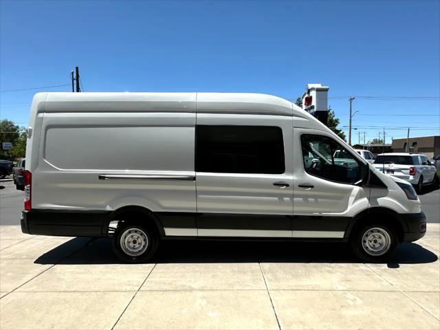 2023 ford transit-250 base