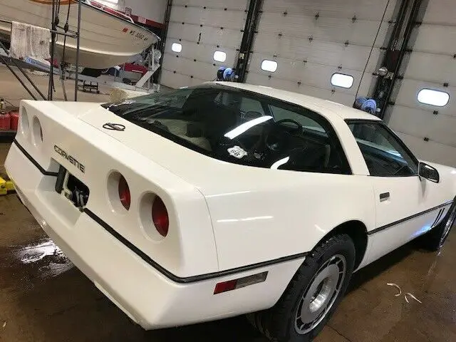 1985 chevrolet corvette t1298646