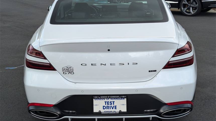 2023 genesis g70 3.3t standard