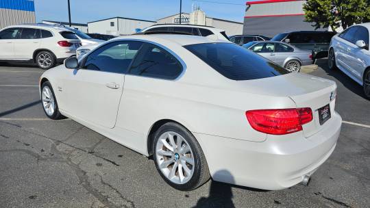 2011 BMW 3 series