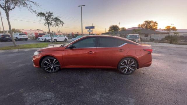 2020 nissan altima 2.5 sr