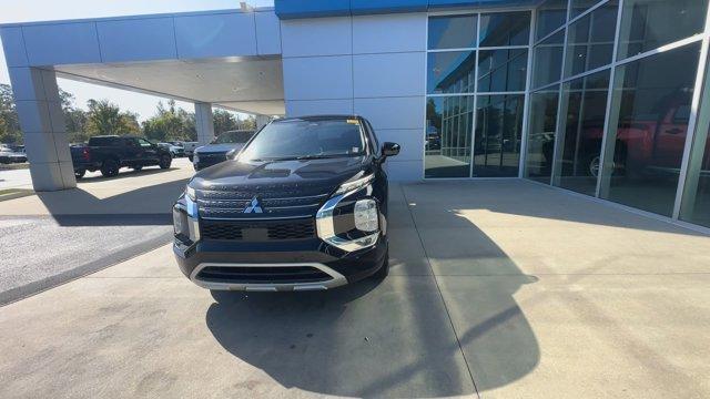 2022 mitsubishi outlander se