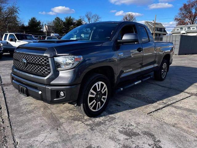 2018 toyota tundra sr5