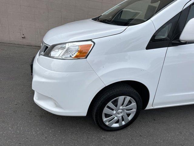 2021 nissan nv200 sv