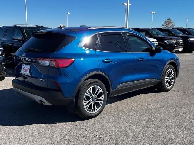 2022 ford escape sel