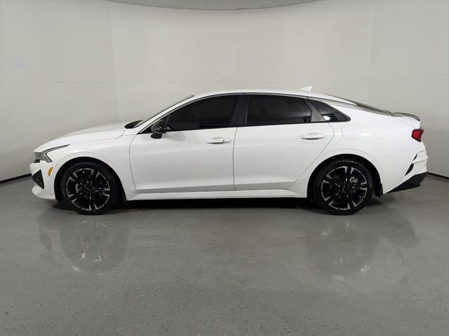 2022 kia k5 gt-line