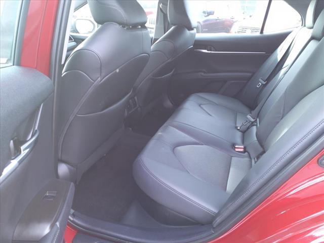 2022 toyota camry hybrid xle