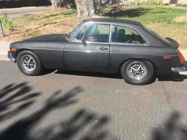 1974 mgbgt hatchback black rwd manual