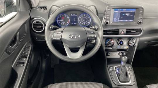 2021 hyundai kona se