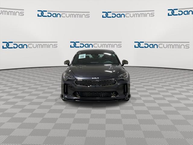2022 kia stinger gt2
