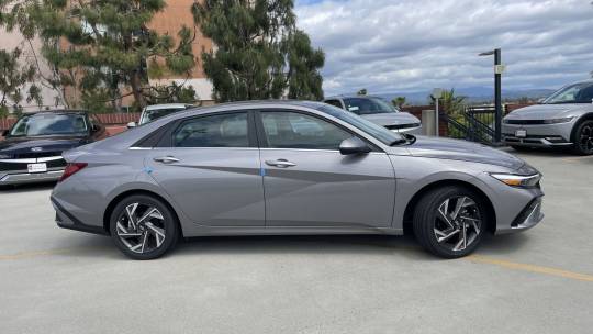 2024 Hyundai Elantra