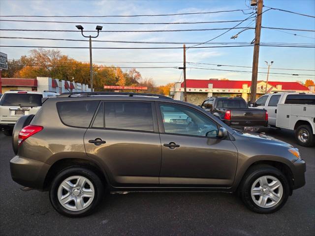 2011 toyota rav4 base
