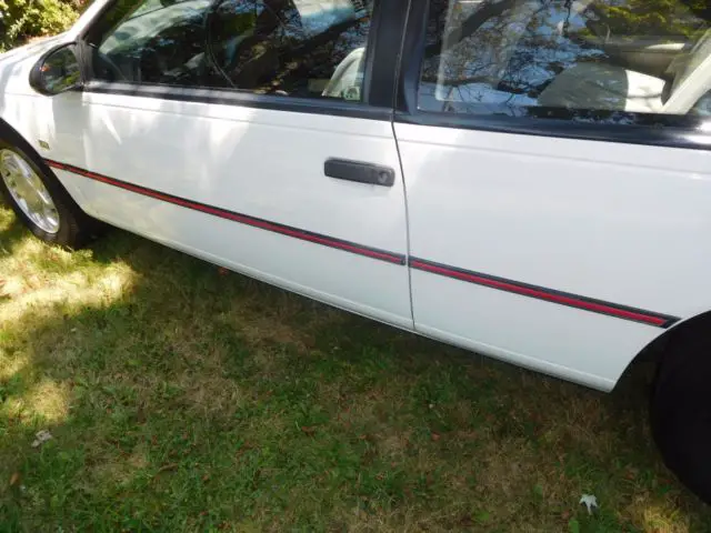 1991 ford thunderbird sport v8 - 48,000 one elderly owner miles - exceptional