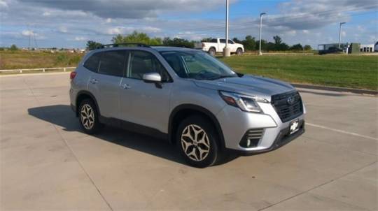 2022 subaru forester premium