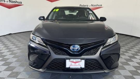 2018 toyota camry hybrid