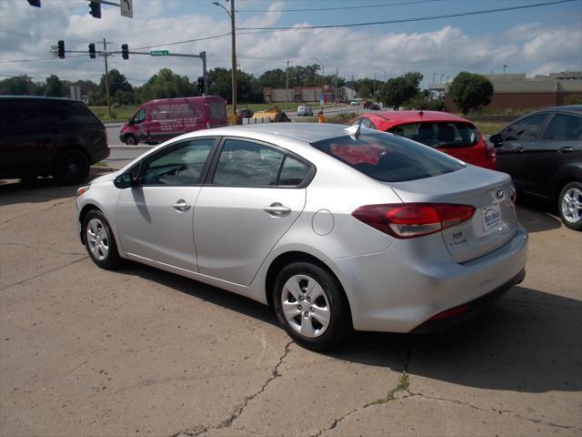 2017 kia forte lx