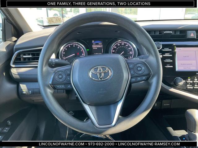 2020 toyota camry le
