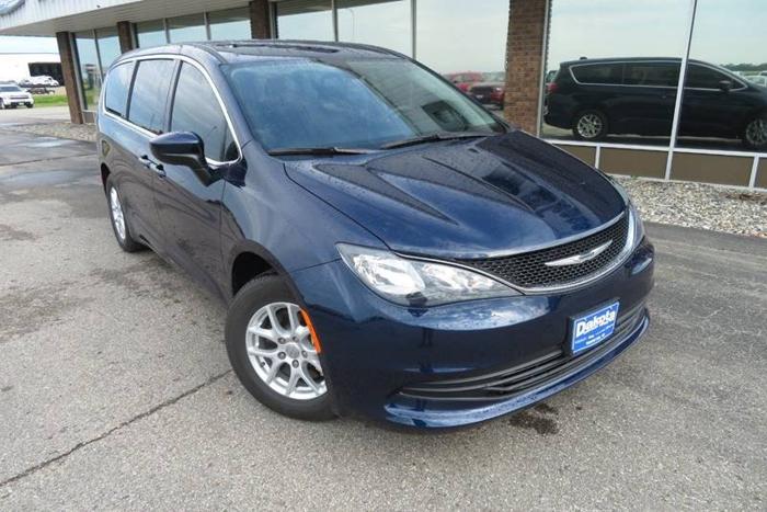 used 2018 chrysler pacifica lx wahpeton, nd 58075 for sale in wahpeton, north dakota
