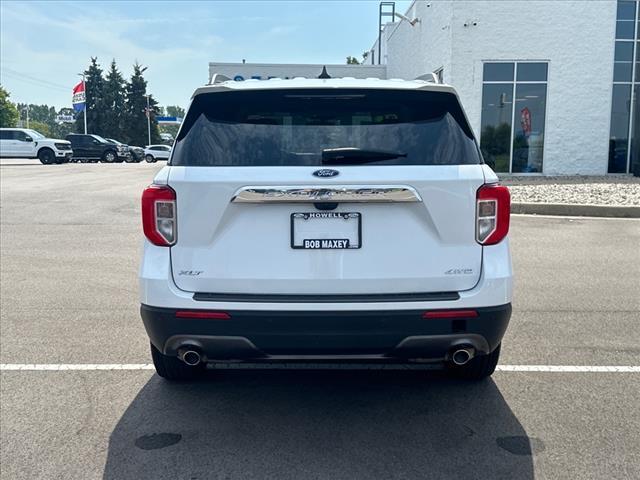 2021 ford explorer xlt