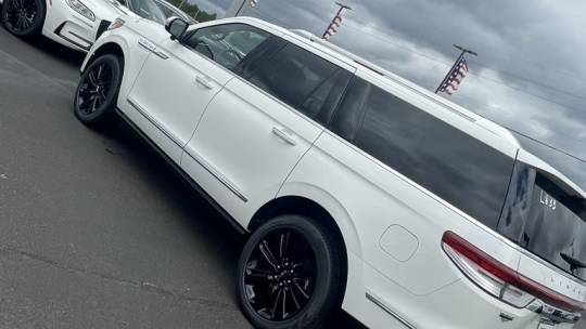 2024 Lincoln Navigator