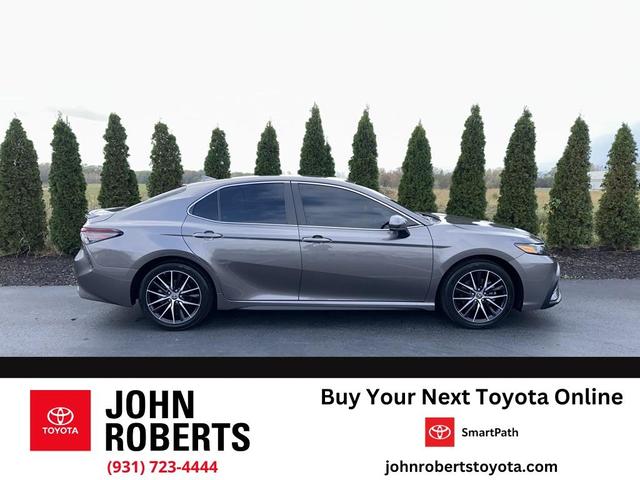 2021 toyota camry se