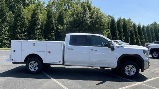 2024 GMC Sierra 2500hd pro