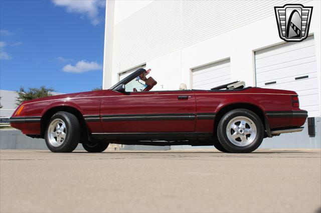 1983 ford mustang glx