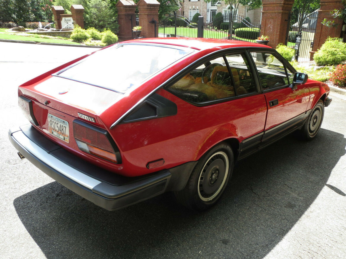 two owner red tan 1984 alfa romeo gtv-6 rust free everything works ac sunroof