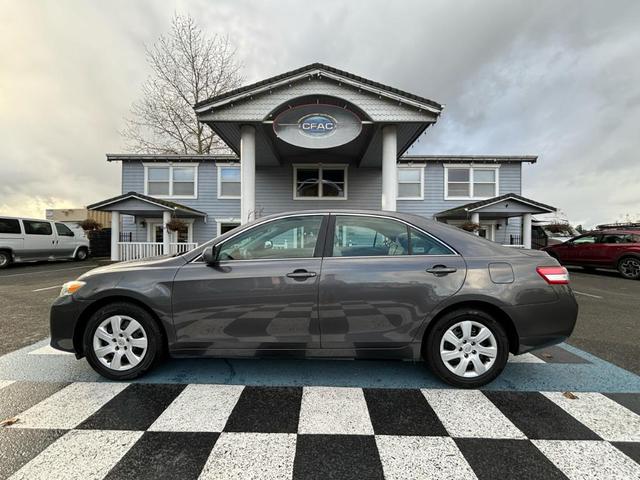 2011 toyota camry le