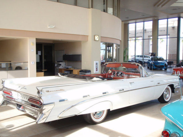 1959 white convertible!tri-power