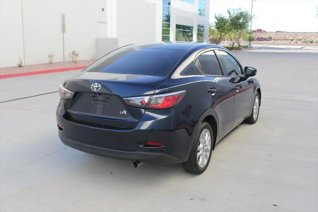 2018 toyota yaris ia base