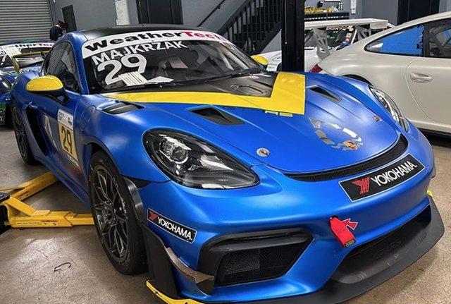 2024 porsche 718 cayman gt4 rs clubsport