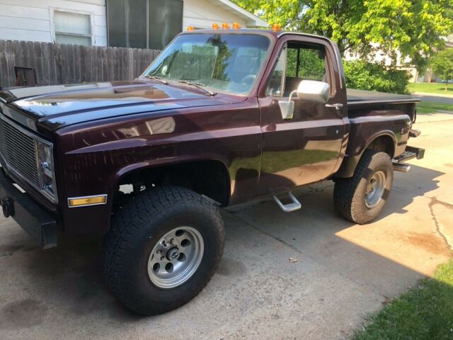 1985 chevy shortbox stepside