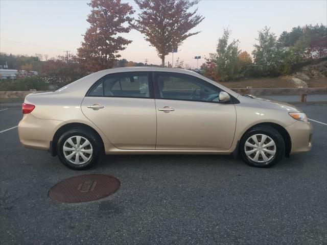 2011 toyota corolla le