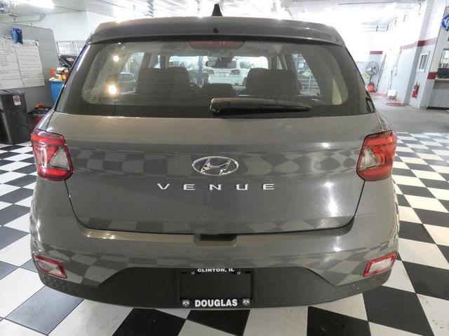 2021 hyundai venue se