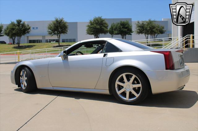 2008 cadillac xlr base