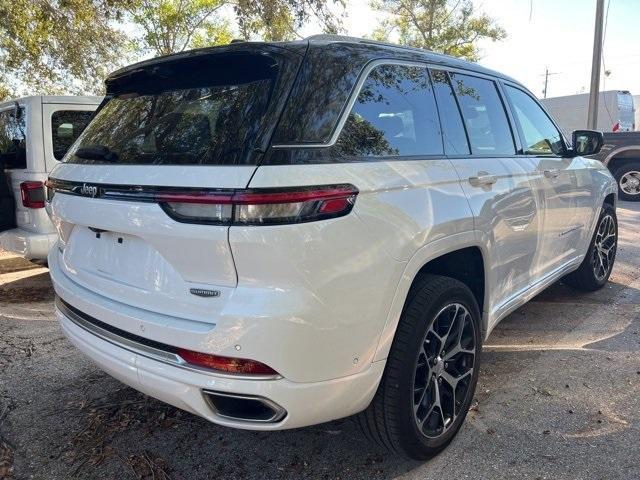 2022 jeep grand cherokee summit