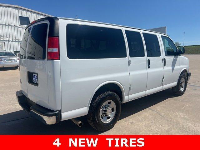 2019 chevrolet express 2500 lt