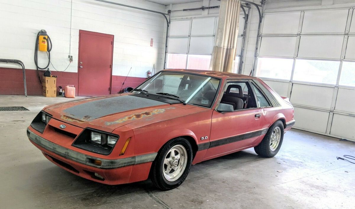 1986 ford mustang gt 5.0 5 speed low mileage survivor