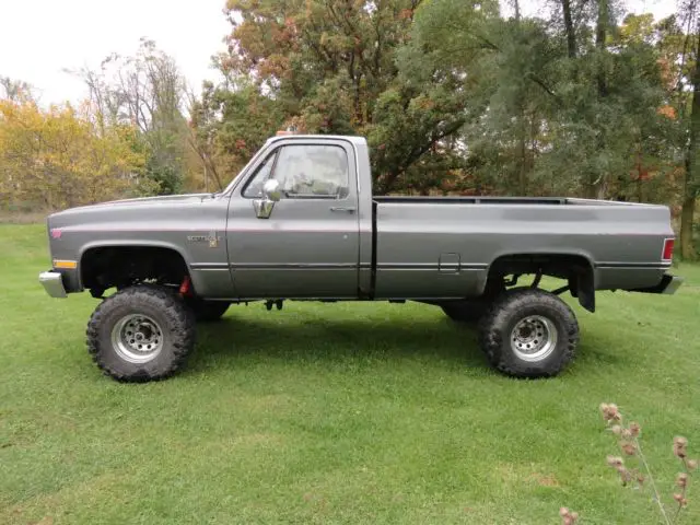 1986 chevrolet scottsdale 4x4 - 454 v8 - auto - 11" lift - runs nice - solid