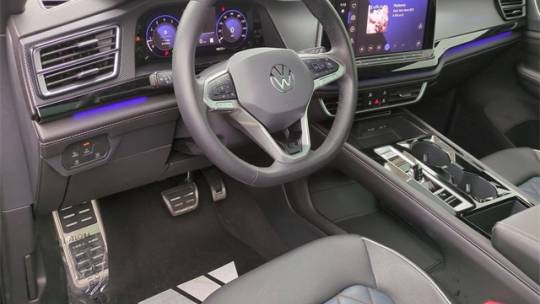 2024 volkswagen atlas cross sport sel premium r-line 4motion